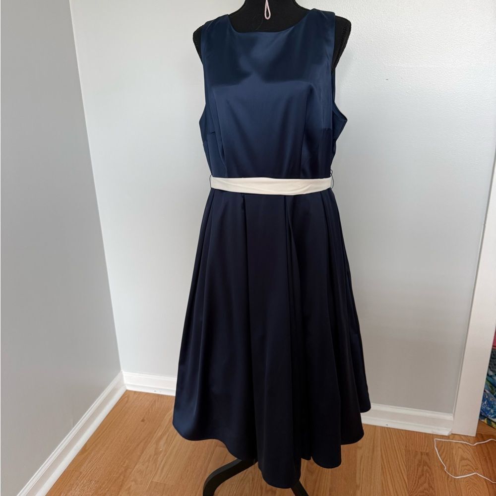 Collectif Navy Satin Formal Dress with White Belt - Picture 4 of 12